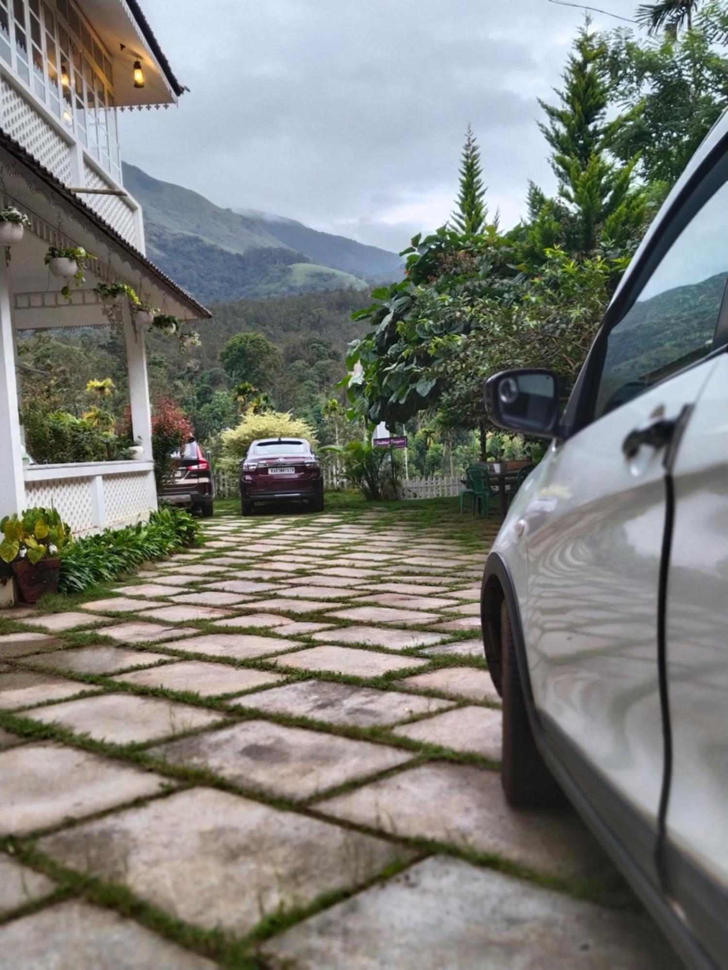 Padikkal Bungalow Vythiri Ngoại thất bức ảnh